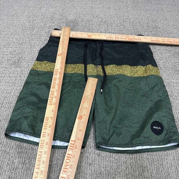 RVCA Board Shorts Green Drawstring Men’s Size 32 - Picture 2 of 10